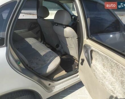 Серый ВАЗ Калина, объемом двигателя 1.6 л и пробегом 230 тыс. км за 1899 $, фото 11 на Automoto.ua