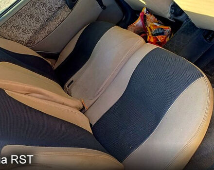 Серый ВАЗ Kalina, объемом двигателя 1.6 л и пробегом 45 тыс. км за 2000 $, фото 6 на Automoto.ua