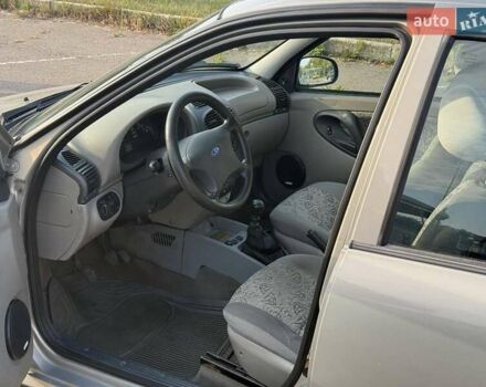 Серый ВАЗ Калина, объемом двигателя 1.6 л и пробегом 153 тыс. км за 1990 $, фото 6 на Automoto.ua