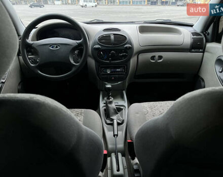 ВАЗ Калина 2006 в Черновцах на Automoto.ua Серый ВАЗ Калина, объемом двигателя 1.6 л и пробегом 190 тыс. км за 2750 $, фото 28 на Automoto.ua