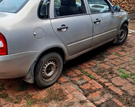 Сірий ВАЗ Kalina, об'ємом двигуна 1.6 л та пробігом 166 тис. км за 2000 $, фото 2 на Automoto.ua