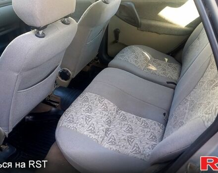 Серый ВАЗ Kalina, объемом двигателя 1.6 л и пробегом 137 тыс. км за 2350 $, фото 4 на Automoto.ua