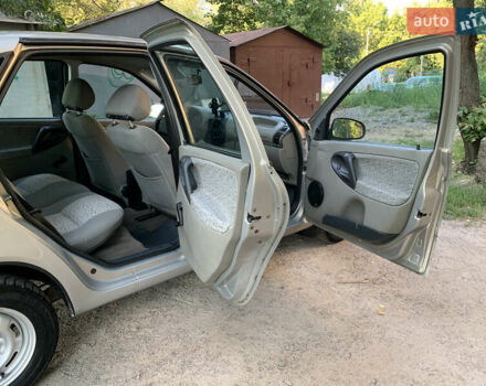 Сірий ВАЗ Калина, об'ємом двигуна 1.6 л та пробігом 195 тис. км за 1899 $, фото 10 на Automoto.ua