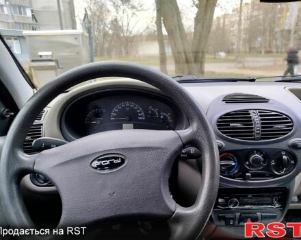 Серый ВАЗ Kalina, объемом двигателя 1.6 л и пробегом 239 тыс. км за 2500 $, фото 4 на Automoto.ua