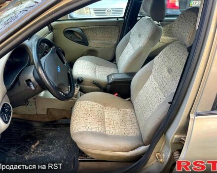 Серый ВАЗ Kalina, объемом двигателя 1.6 л и пробегом 220 тыс. км за 1700 $, фото 5 на Automoto.ua