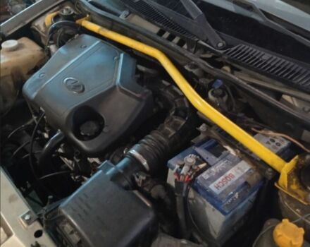 Сірий ВАЗ Калина, об'ємом двигуна 1.6 л та пробігом 200 тис. км за 2000 $, фото 3 на Automoto.ua