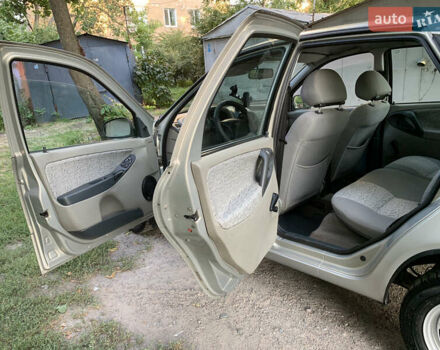 Сірий ВАЗ Калина, об'ємом двигуна 1.6 л та пробігом 195 тис. км за 1899 $, фото 14 на Automoto.ua