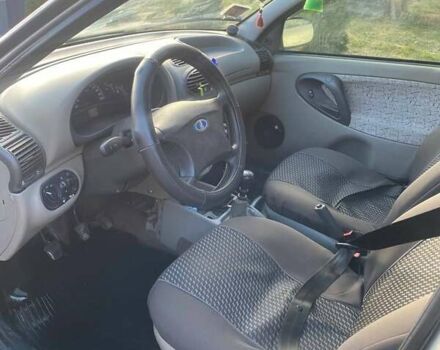 Серый ВАЗ Калина, объемом двигателя 1.6 л и пробегом 175 тыс. км за 2200 $, фото 4 на Automoto.ua