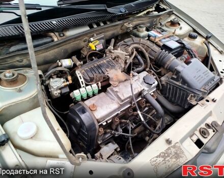 Серый ВАЗ Kalina, объемом двигателя 1.6 л и пробегом 239 тыс. км за 2500 $, фото 7 на Automoto.ua
