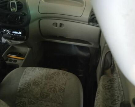 Сірий ВАЗ Калина, об'ємом двигуна 1.6 л та пробігом 200 тис. км за 2000 $, фото 7 на Automoto.ua