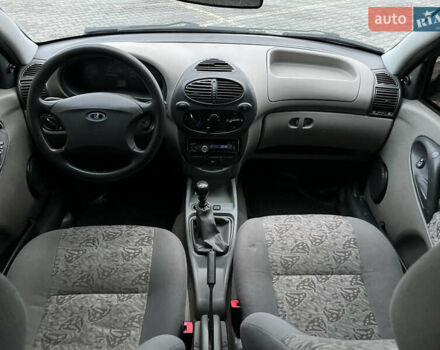 ВАЗ Калина 2006 в Черновцах на Automoto.ua Серый ВАЗ Калина, объемом двигателя 1.6 л и пробегом 190 тыс. км за 2750 $, фото 27 на Automoto.ua