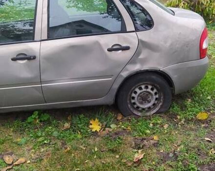 Серый ВАЗ Калина, объемом двигателя 1.6 л и пробегом 120 тыс. км за 600 $, фото 3 на Automoto.ua