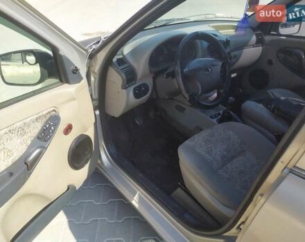 Серый ВАЗ Калина, объемом двигателя 1.6 л и пробегом 230 тыс. км за 1999 $, фото 11 на Automoto.ua