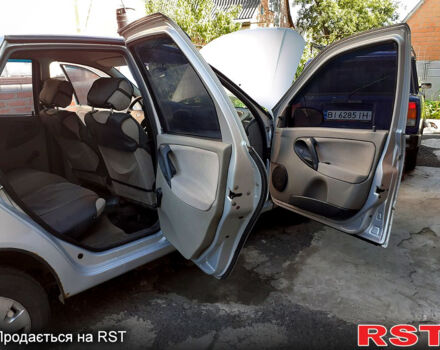 Серый ВАЗ Kalina, объемом двигателя 1.6 л и пробегом 263 тыс. км за 2200 $, фото 11 на Automoto.ua