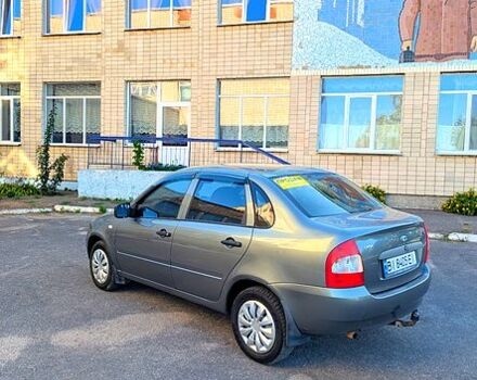 Серый ВАЗ Kalina, объемом двигателя 1.6 л и пробегом 240 тыс. км за 2399 $, фото 3 на Automoto.ua