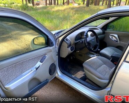 Сірий ВАЗ Kalina, об'ємом двигуна 1.6 л та пробігом 175 тис. км за 2250 $, фото 5 на Automoto.ua