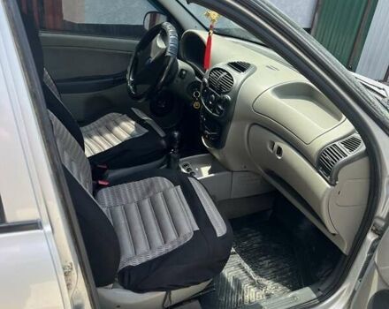 Сірий ВАЗ Калина, об'ємом двигуна 1.6 л та пробігом 89 тис. км за 1550 $, фото 4 на Automoto.ua