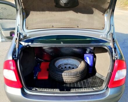 Серый ВАЗ Kalina, объемом двигателя 1.6 л и пробегом 240 тыс. км за 2300 $, фото 6 на Automoto.ua