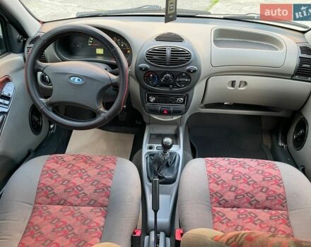 Сірий ВАЗ Калина, об'ємом двигуна 1.6 л та пробігом 227 тис. км за 2350 $, фото 16 на Automoto.ua