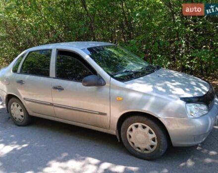 Серый ВАЗ Калина, объемом двигателя 1.6 л и пробегом 200 тыс. км за 2000 $, фото 1 на Automoto.ua