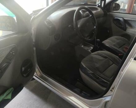 Сірий ВАЗ Калина, об'ємом двигуна 1.6 л та пробігом 188 тис. км за 1900 $, фото 6 на Automoto.ua