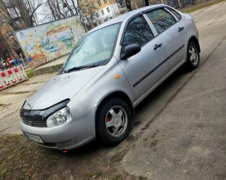 Серый ВАЗ Kalina, объемом двигателя 1.6 л и пробегом 133 тыс. км за 2000 $, фото 2 на Automoto.ua