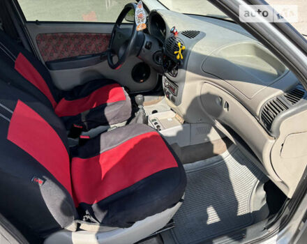 Серый ВАЗ Калина, объемом двигателя 1.6 л и пробегом 161 тыс. км за 2050 $, фото 16 на Automoto.ua