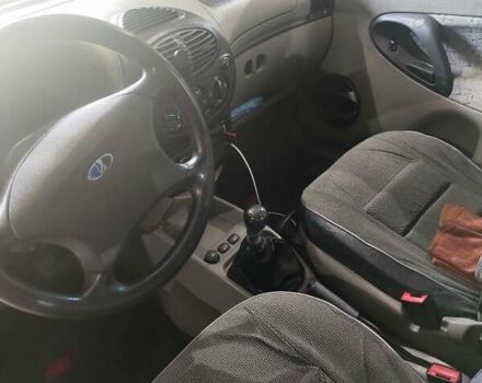 Сірий ВАЗ Калина, об'ємом двигуна 1.6 л та пробігом 188 тис. км за 1900 $, фото 4 на Automoto.ua