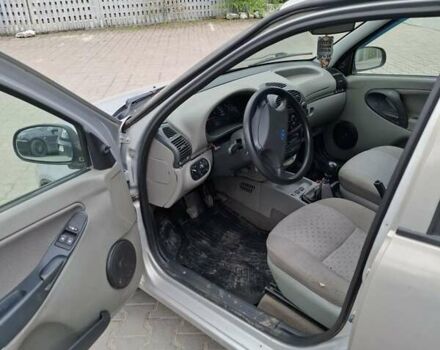 Сірий ВАЗ Калина, об'ємом двигуна 1.6 л та пробігом 250 тис. км за 2700 $, фото 7 на Automoto.ua