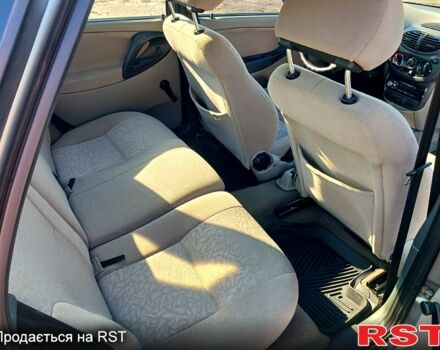 Сірий ВАЗ Kalina, об'ємом двигуна 1.4 л та пробігом 130 тис. км за 2700 $, фото 6 на Automoto.ua