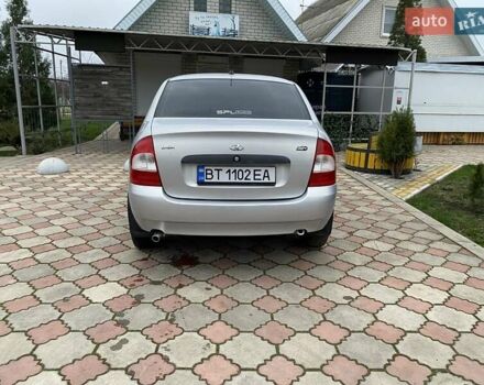 Серый ВАЗ Калина, объемом двигателя 1.6 л и пробегом 104 тыс. км за 3500 $, фото 5 на Automoto.ua