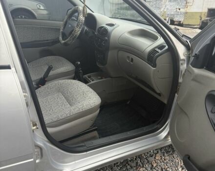 Серый ВАЗ Калина, объемом двигателя 1.6 л и пробегом 68 тыс. км за 2800 $, фото 7 на Automoto.ua