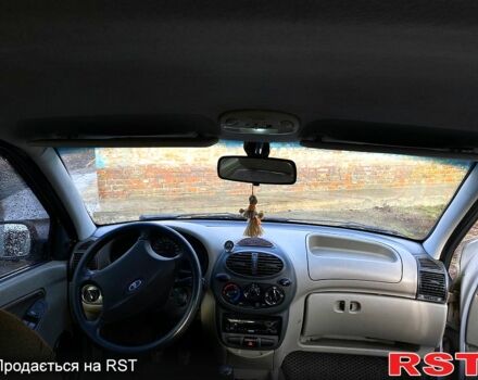 Серый ВАЗ Kalina, объемом двигателя 1.6 л и пробегом 185 тыс. км за 2500 $, фото 2 на Automoto.ua