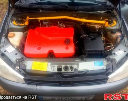 Сірий ВАЗ Kalina, об'ємом двигуна 1.4 л та пробігом 183 тис. км за 2200 $, фото 6 на Automoto.ua