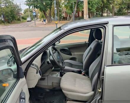 Серый ВАЗ Калина, объемом двигателя 1.6 л и пробегом 200 тыс. км за 2700 $, фото 5 на Automoto.ua