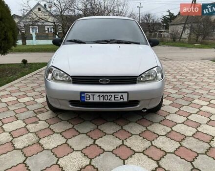 Серый ВАЗ Калина, объемом двигателя 1.6 л и пробегом 104 тыс. км за 3500 $, фото 2 на Automoto.ua