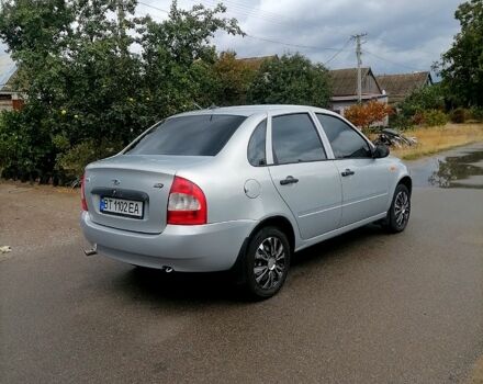 Серый ВАЗ Kalina, объемом двигателя 1.6 л и пробегом 104 тыс. км за 3700 $, фото 1 на Automoto.ua