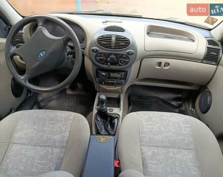 Сірий ВАЗ Калина, об'ємом двигуна 1.6 л та пробігом 180 тис. км за 1650 $, фото 1 на Automoto.ua