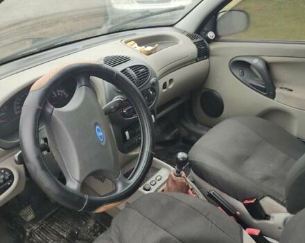 Сірий ВАЗ Калина, об'ємом двигуна 1.39 л та пробігом 160 тис. км за 1700 $, фото 3 на Automoto.ua