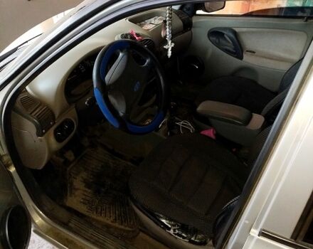 Серый ВАЗ Kalina, объемом двигателя 1.6 л и пробегом 270 тыс. км за 1700 $, фото 2 на Automoto.ua