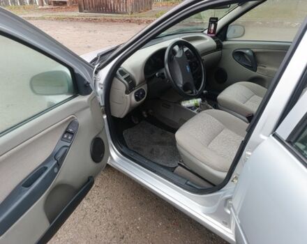 Сірий ВАЗ Калина, об'ємом двигуна 0 л та пробігом 157 тис. км за 2000 $, фото 5 на Automoto.ua