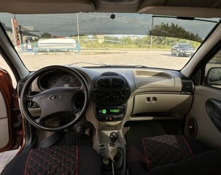 Серый ВАЗ Калина, объемом двигателя 1.4 л и пробегом 170 тыс. км за 1100 $, фото 6 на Automoto.ua