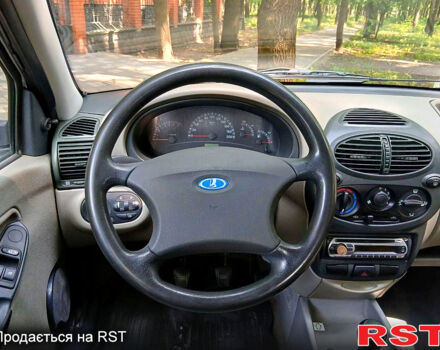 Серый ВАЗ Kalina, объемом двигателя 1.4 л и пробегом 77 тыс. км за 2999 $, фото 7 на Automoto.ua