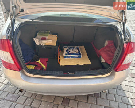 ВАЗ Калина 2008 у Львові на Automoto.ua Сірий ВАЗ Калина, об'ємом двигуна 1.39 л та пробігом 41 тис. км за 4500 $, фото 12 на Automoto.ua