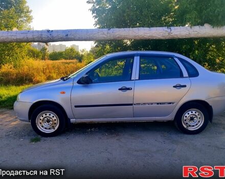 Сірий ВАЗ Kalina, об'ємом двигуна 1.4 л та пробігом 166 тис. км за 2950 $, фото 2 на Automoto.ua