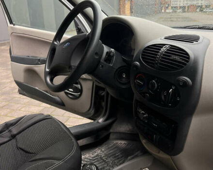 Сірий ВАЗ Калина, об'ємом двигуна 1.39 л та пробігом 157 тис. км за 3999 $, фото 20 на Automoto.ua