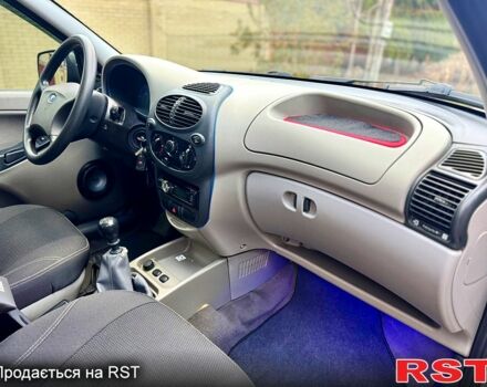 Серый ВАЗ Kalina, объемом двигателя 1.4 л и пробегом 90 тыс. км за 2999 $, фото 7 на Automoto.ua