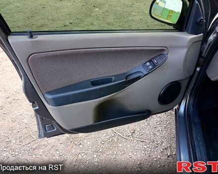 Серый ВАЗ Kalina, объемом двигателя 1.6 л и пробегом 104 тыс. км за 2300 $, фото 6 на Automoto.ua