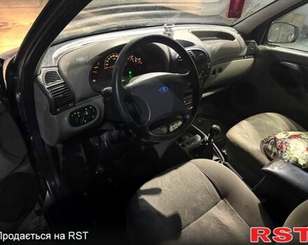 Серый ВАЗ Kalina, объемом двигателя 1.6 л и пробегом 230 тыс. км за 1999 $, фото 6 на Automoto.ua