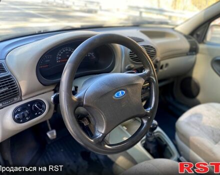Серый ВАЗ Kalina, объемом двигателя 1.4 л и пробегом 150 тыс. км за 1350 $, фото 3 на Automoto.ua